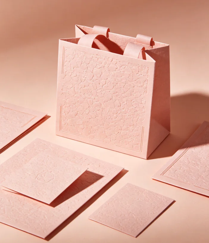 Deep embossing pink crackle texture paper bag set Zhengyang Packaging Dongguan