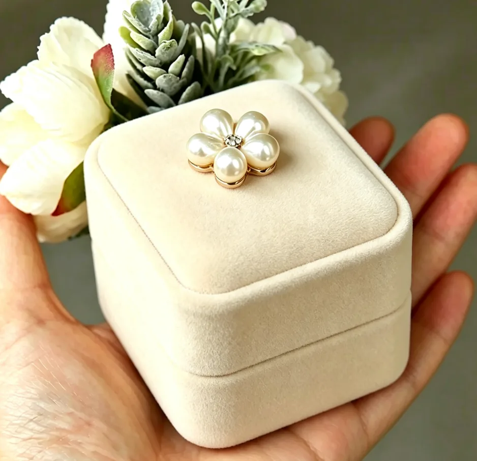 Gift box closed state homepage product display Zhengyang Packaging Dongguan China